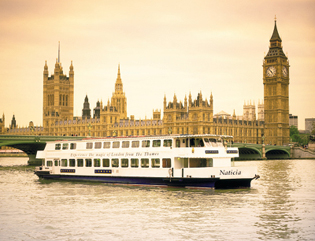 Jewel of London Thames Lunch Cruise for Mother's Day
