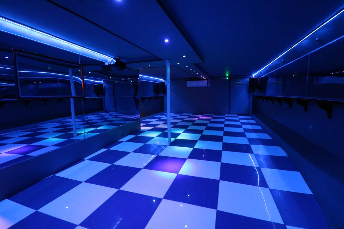 The Avontuur's basement dance floor ensure a great party atmosphere.